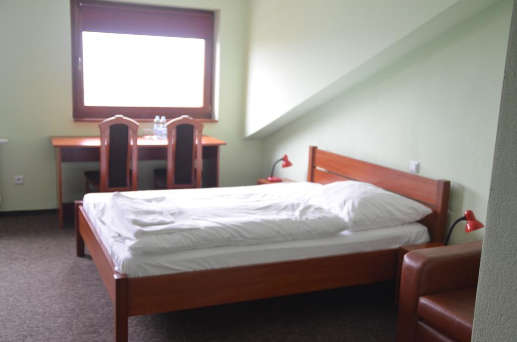 Hotel Tenis Chrząstowice Pokoj fotografie