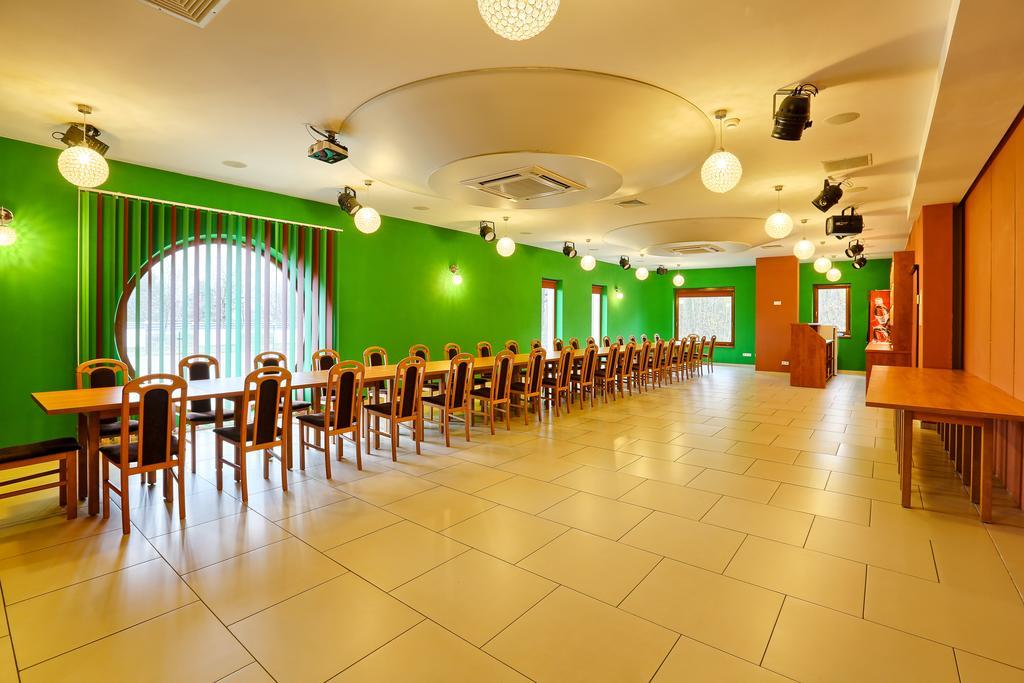 Hotel Tenis Chrząstowice Exteriér fotografie