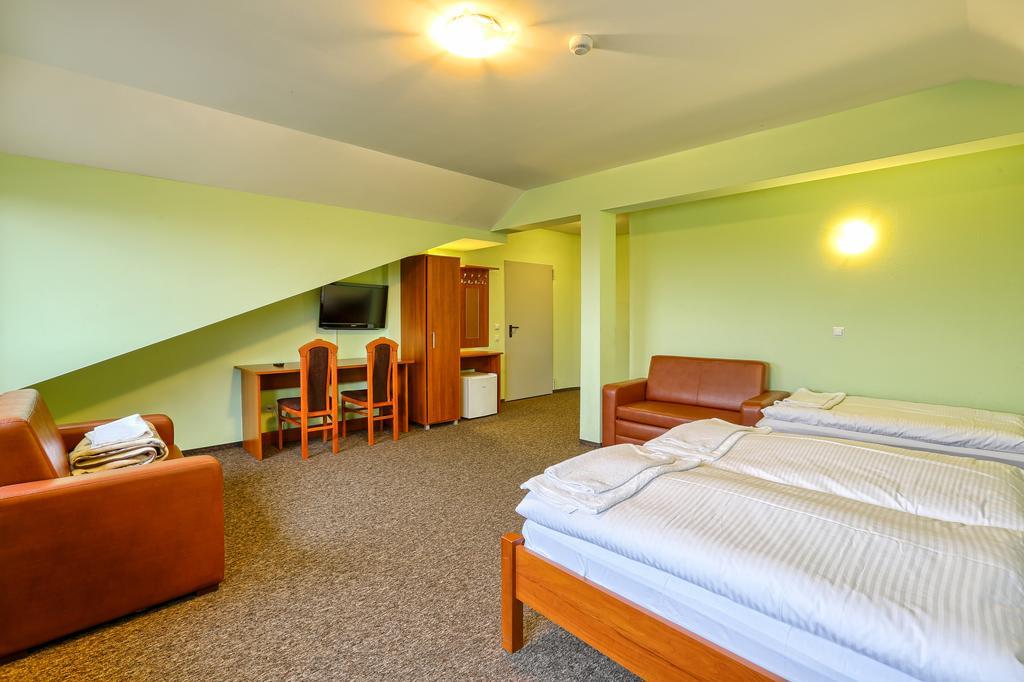 Hotel Tenis Chrząstowice Pokoj fotografie